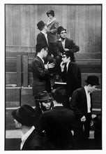 Load image into Gallery viewer, Williamsburg by Leonard Freed, Black-and-White Street Photography, Brooklyn,  New York 1950s