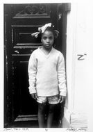 #Bows by Roberta Fineberg, Black-and-White Street Photography in Paris 1980s France