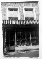 Chez Yvonne Shoes, Paris by Roberta Fineberg, Black-and-White Street Photography, France 1980s